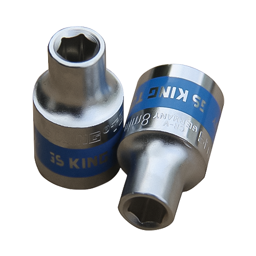 ディープソケットレンチツールのソケットの長さは、限られたスペースでのユーザビリティにどのように影響しますか？